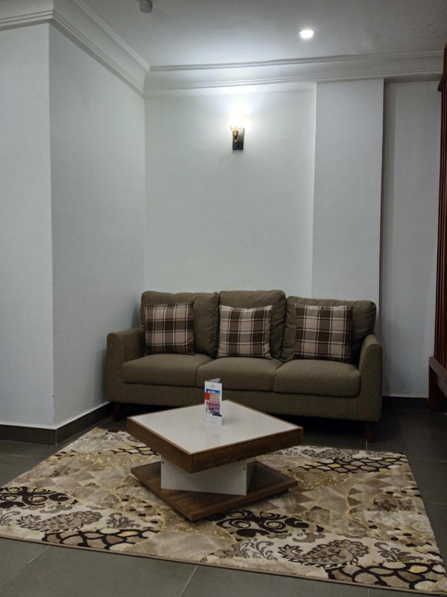 Cofe Hotel Yaoundé Exterior photo
