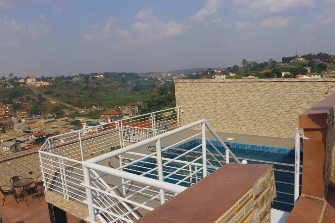 Cofe Hotel Yaoundé Exterior photo